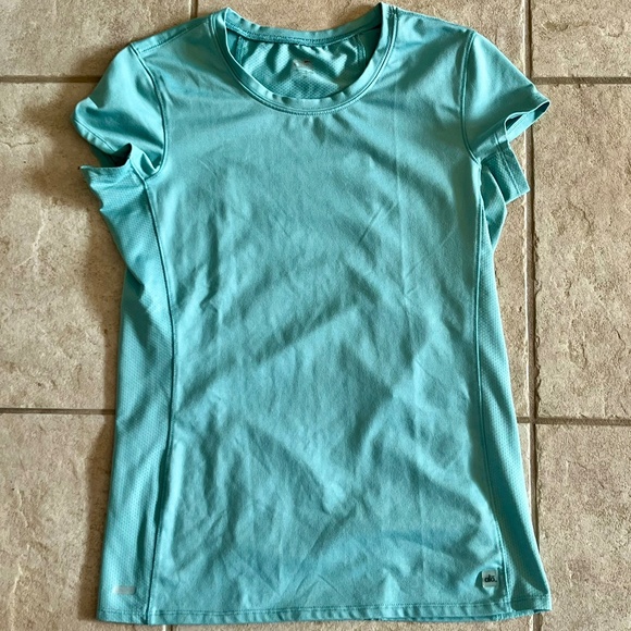 Alo Yoga Cool Fit Performance Mesh Mint Green Athletic Top Shirt Size Medium - Picture 1 of 4